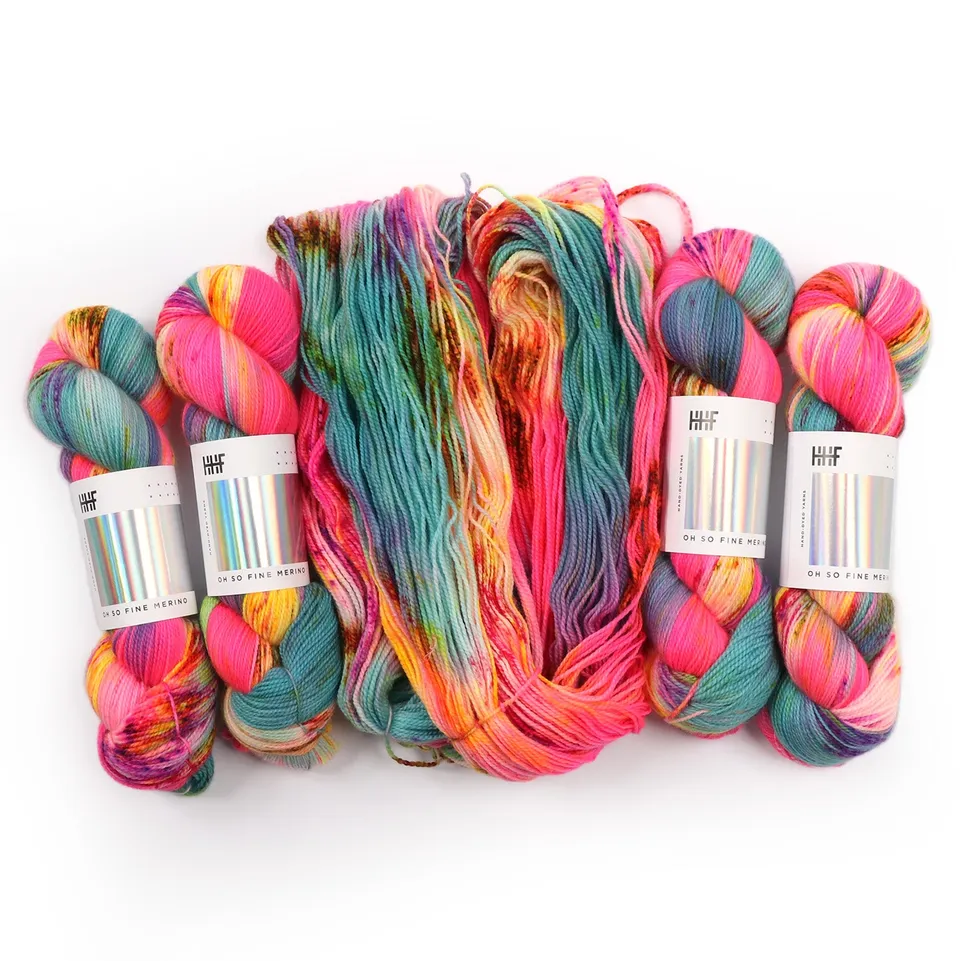 hedgehog-oh-so-fine-merino-heartbreaker-fil-fingering-100g-doux image 1