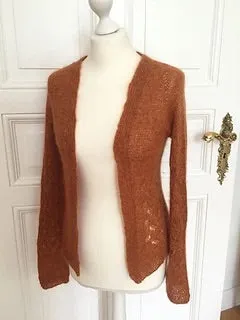 ito-patterns-karottending-patron-gilet-dentelle-top-down image 1