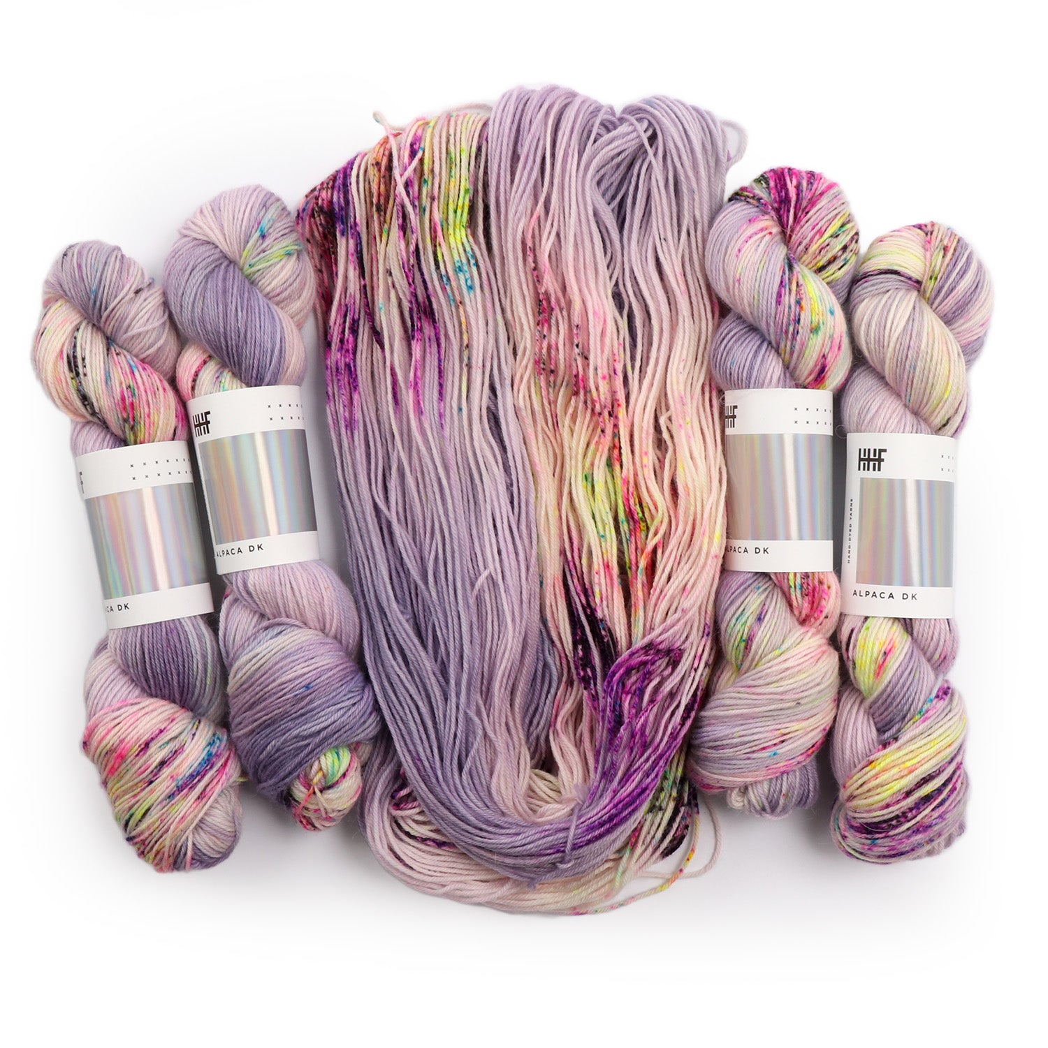 hedgehog-fibres-custom-rain-on-violets-laine-violet-teint-main image 3