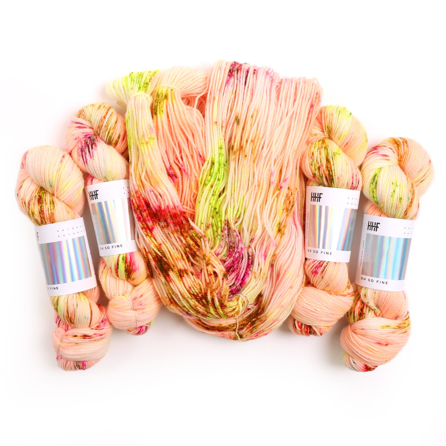 hedgehog-fibres-custom-peachy-keen-laine-merino-dk-sur-commande image 4