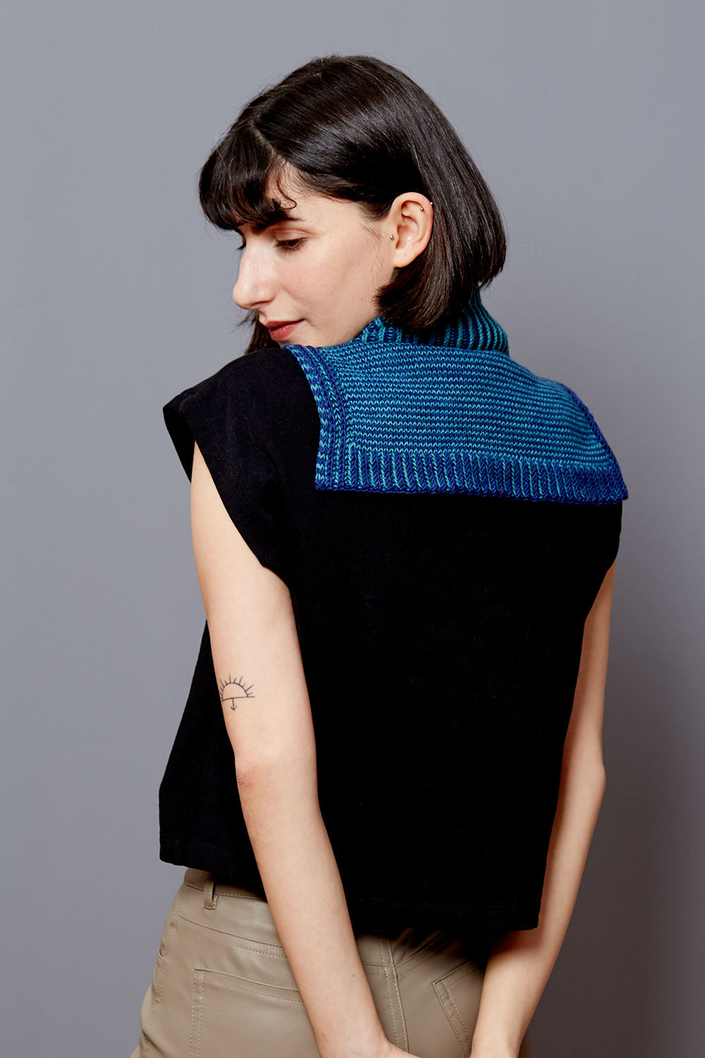 gusto-wool-checkerhatch-dickey-patron-tricot-plastron-brioche image 2