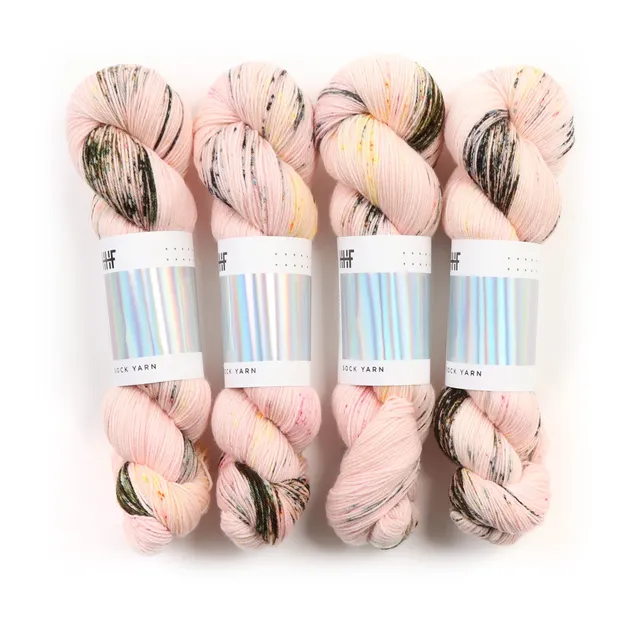 hedgehog-fibres-sock-yarn-fil-m-rinos-nylon-100g image 1
