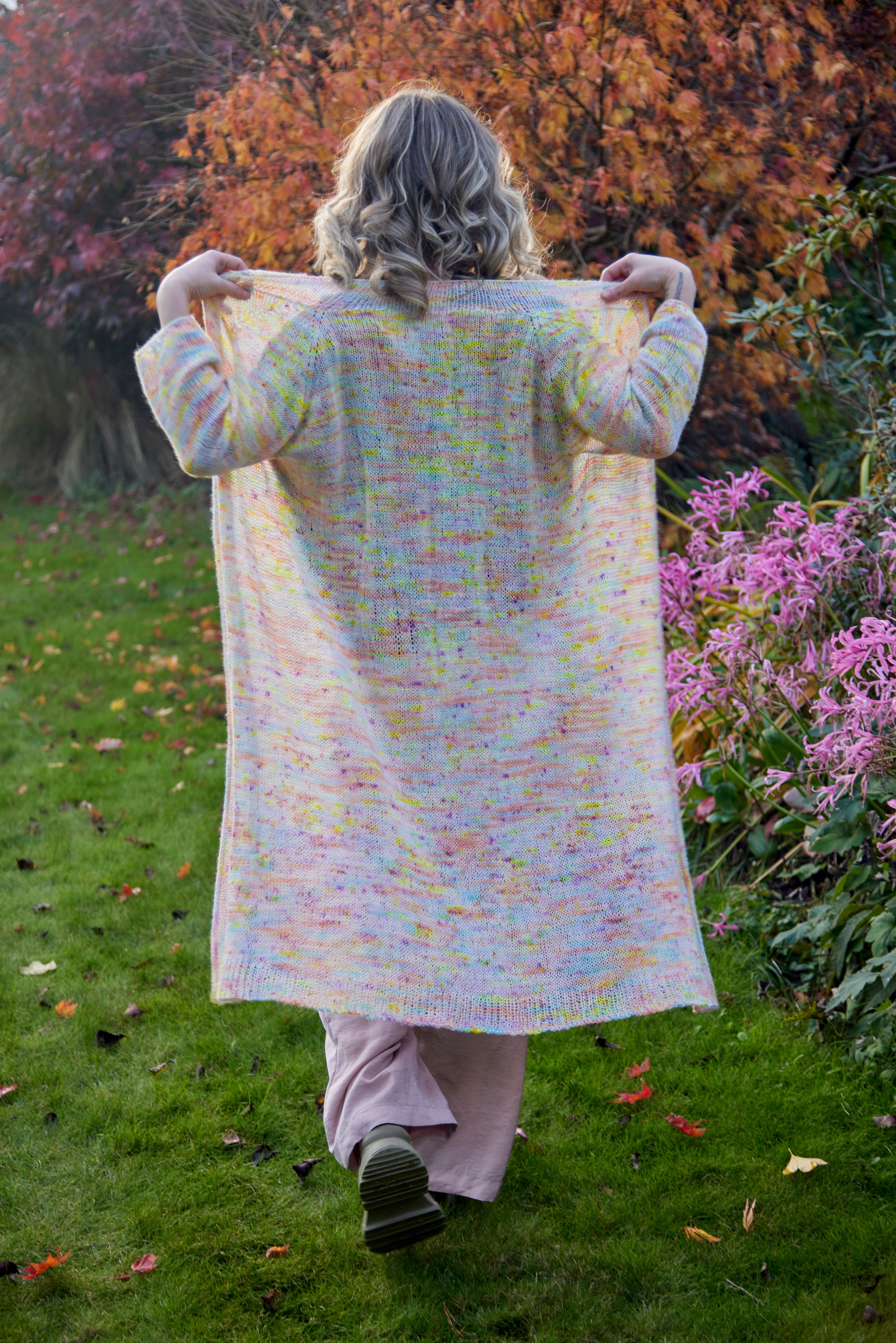 hedgehog-fibres-patterns-duster-bunny-patron-cardigan-cashmere image 3