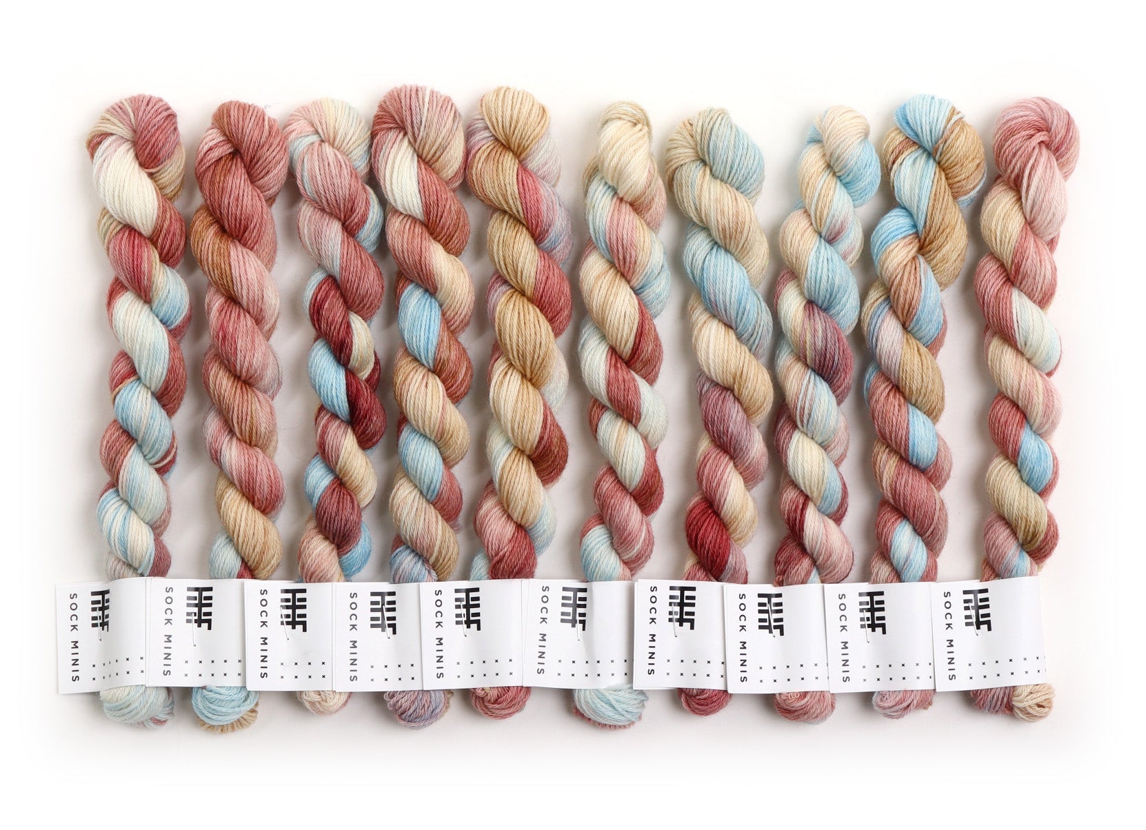 hedgehog-fibres-custom-dune-sock-laine-teinte-main-100g image 3