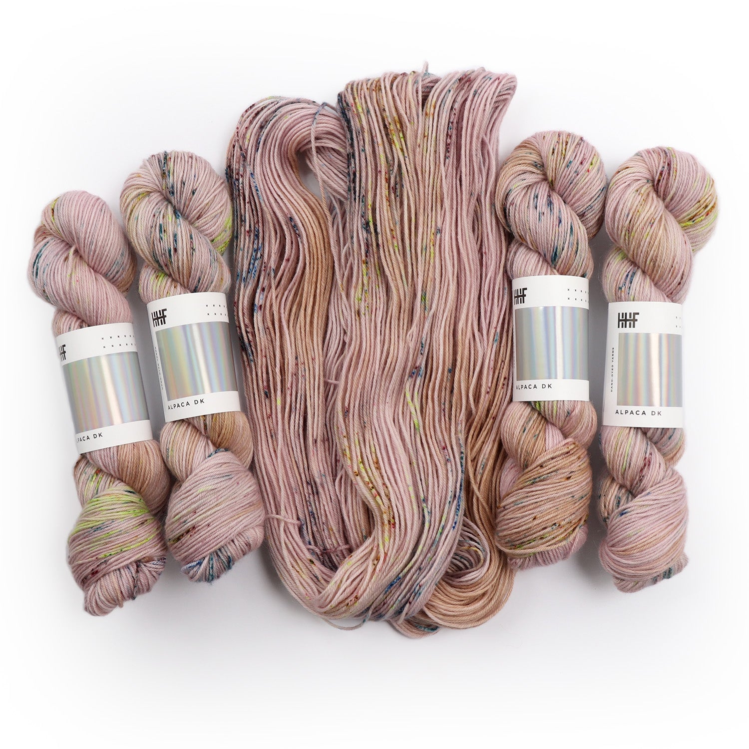 hedgehog-fibres-custom-dye-order-petrichor-laine-teinture-main image 3