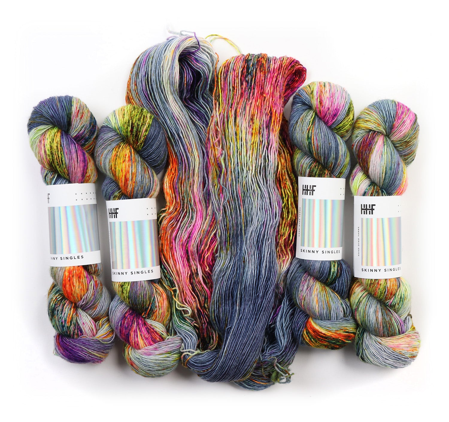 hedgehog-fibres-custom-dye-order-labyrinth-fil-tricoter-teint-main image 4