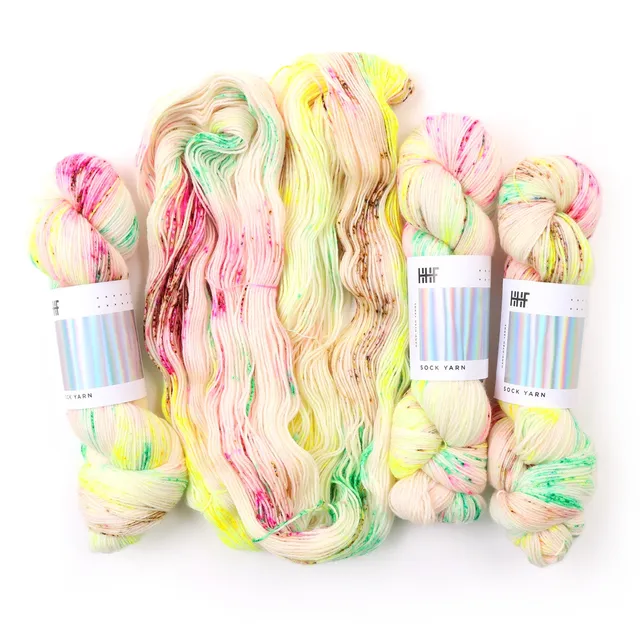 hedgehog-fibres-custom-dye-order-crybaby-laine-teinture-main image 1