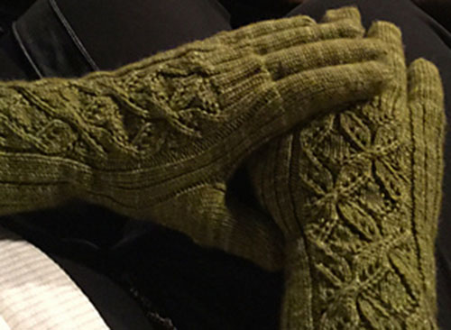 handmaiden-the-lights-of-lothlorien-patron-tricot-ch-le-dentelle image 1