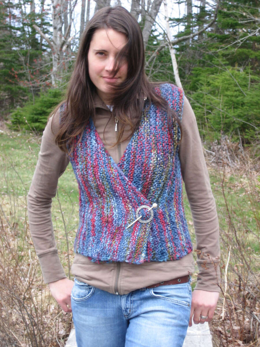 handmaiden-patterns-celtic-vest-patron-gilet-sans-manches-gratuit image 2