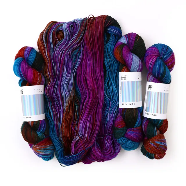 hedgehog-fibres-custom-dye-dragonfly-laine-teint-main-sur-commande image 1