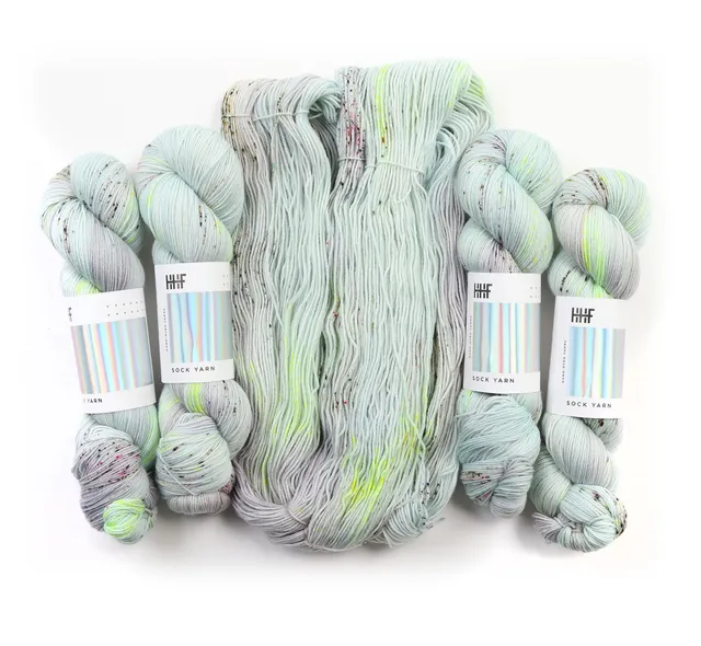 hedgehog-fibres-custom-dye-order-sea-glass-fil-teint-main image 1