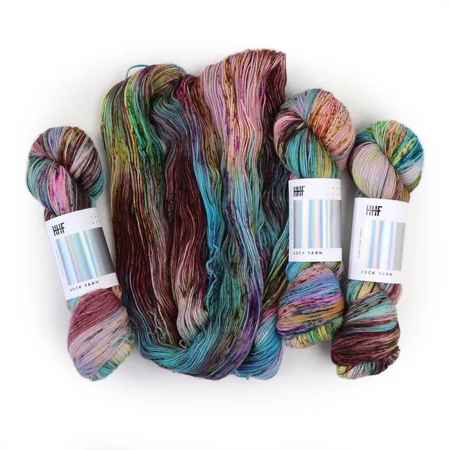 hedgehog-fibres-sock-yarn-potluck-3702-fil-chaussettes-100g image 1