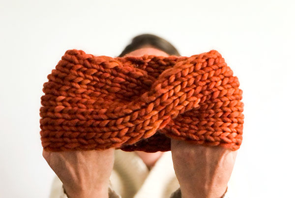 handmaiden-basketcase-beanie-kit-flouf-kit-bonnet-laine image 2