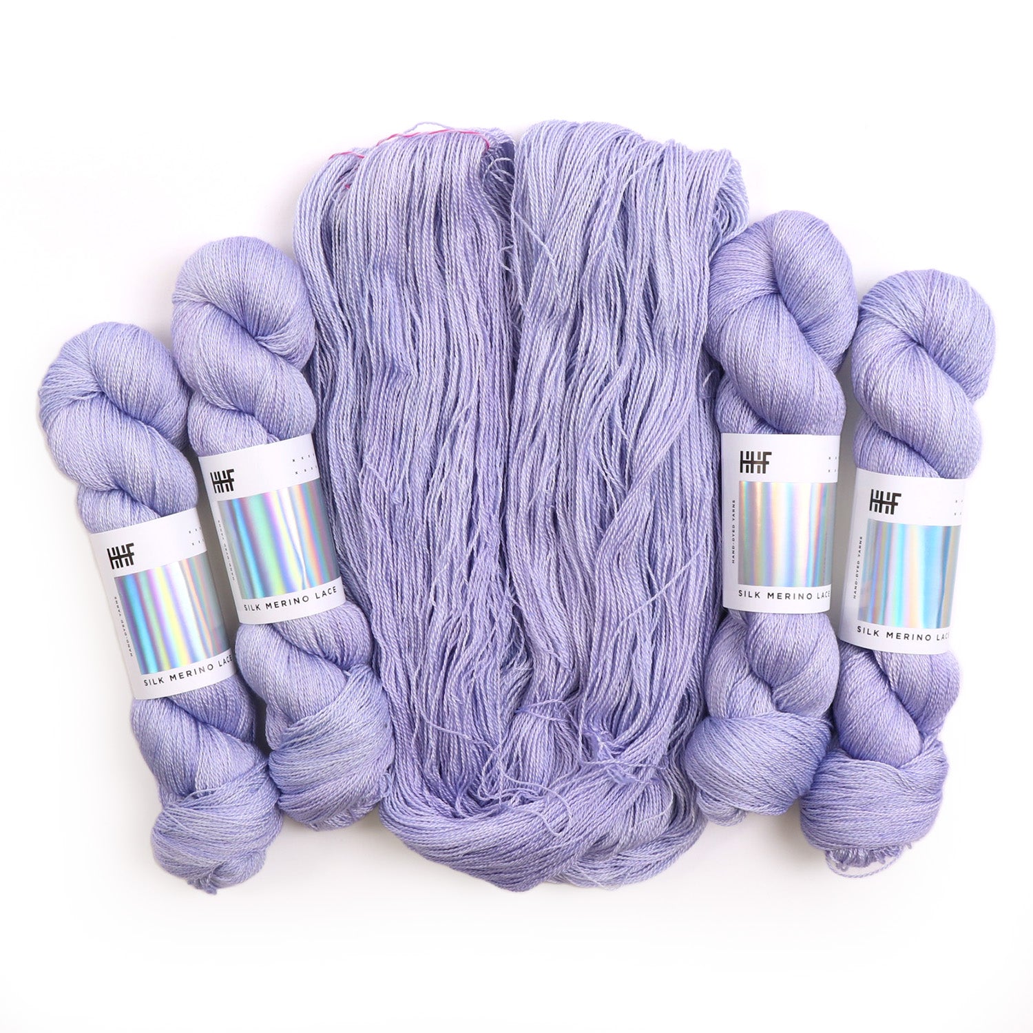 hedgehog-fibres-custom-wisteria-fil-tricoter-teinte-main image 4