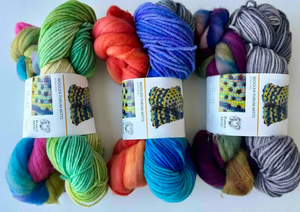 handmaiden-knitting-kits-wonder-woolen-kit-tricot-moufles-thrum-169383 image 1