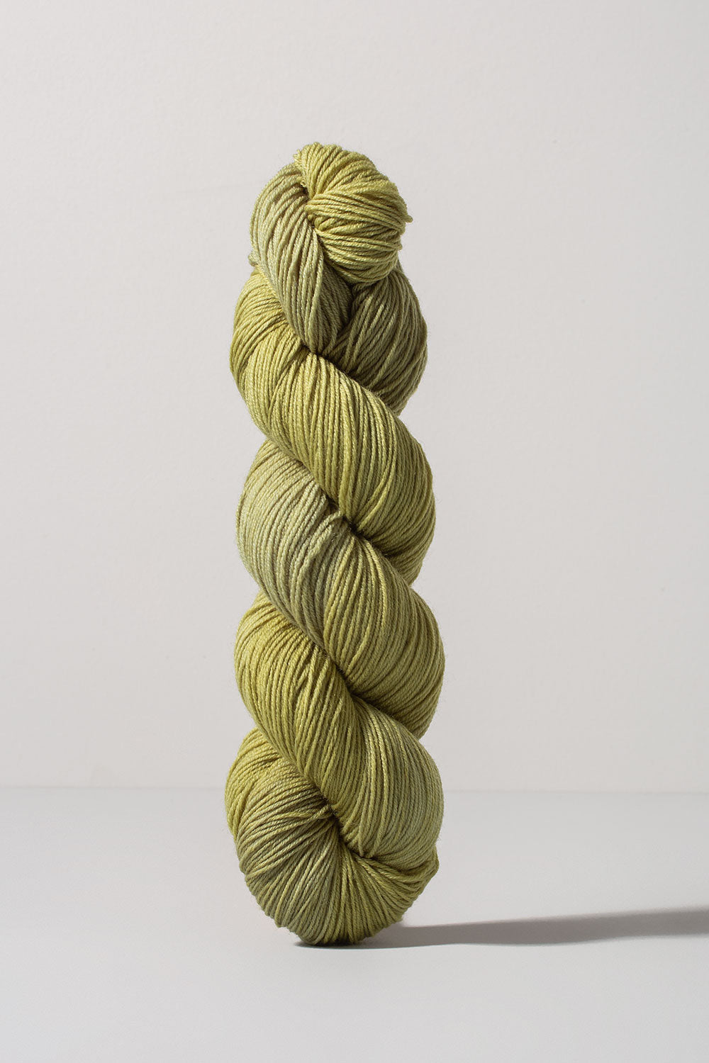 gusto-wool-core-1038-laine-fingering-unie-m-rinos-lot-5 image 1
