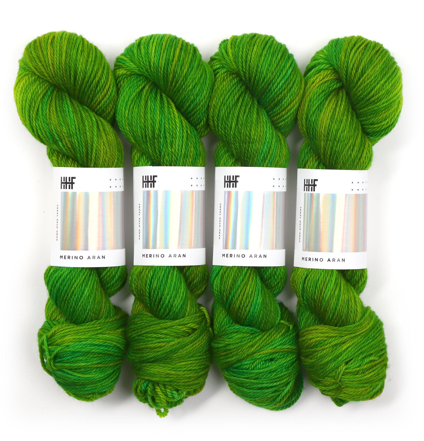 hedgehog-fibres-custom-dye-shamrock-fil-tricoter-teint-main image 4