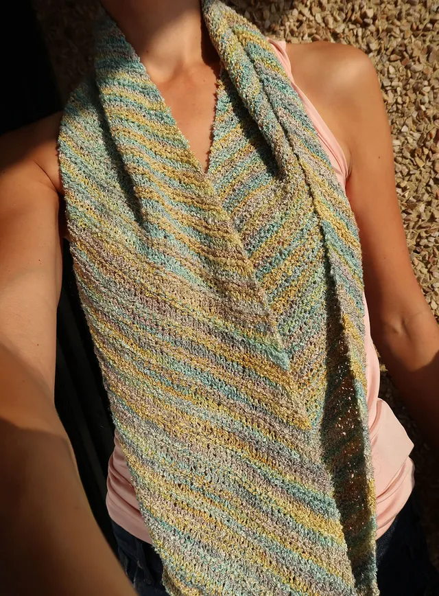 handmaiden-patterns-rumple-cowl-patron-snood-tricot image 1