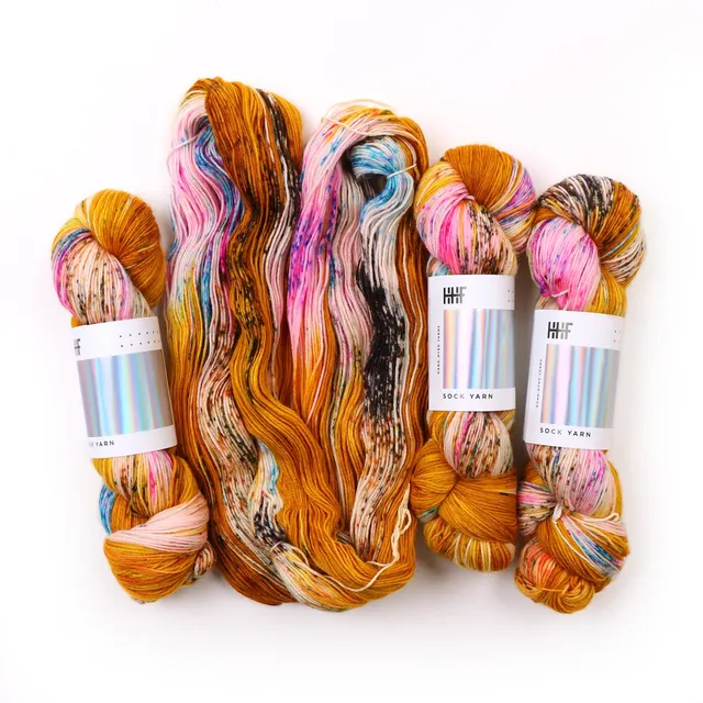 hedgehog-fibres-custom-dye-order-fil-fool-s-gold-commande image 1