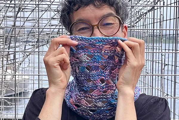 handmaiden-peggys-cove-cowl-patron-snood-tricot-col image 1