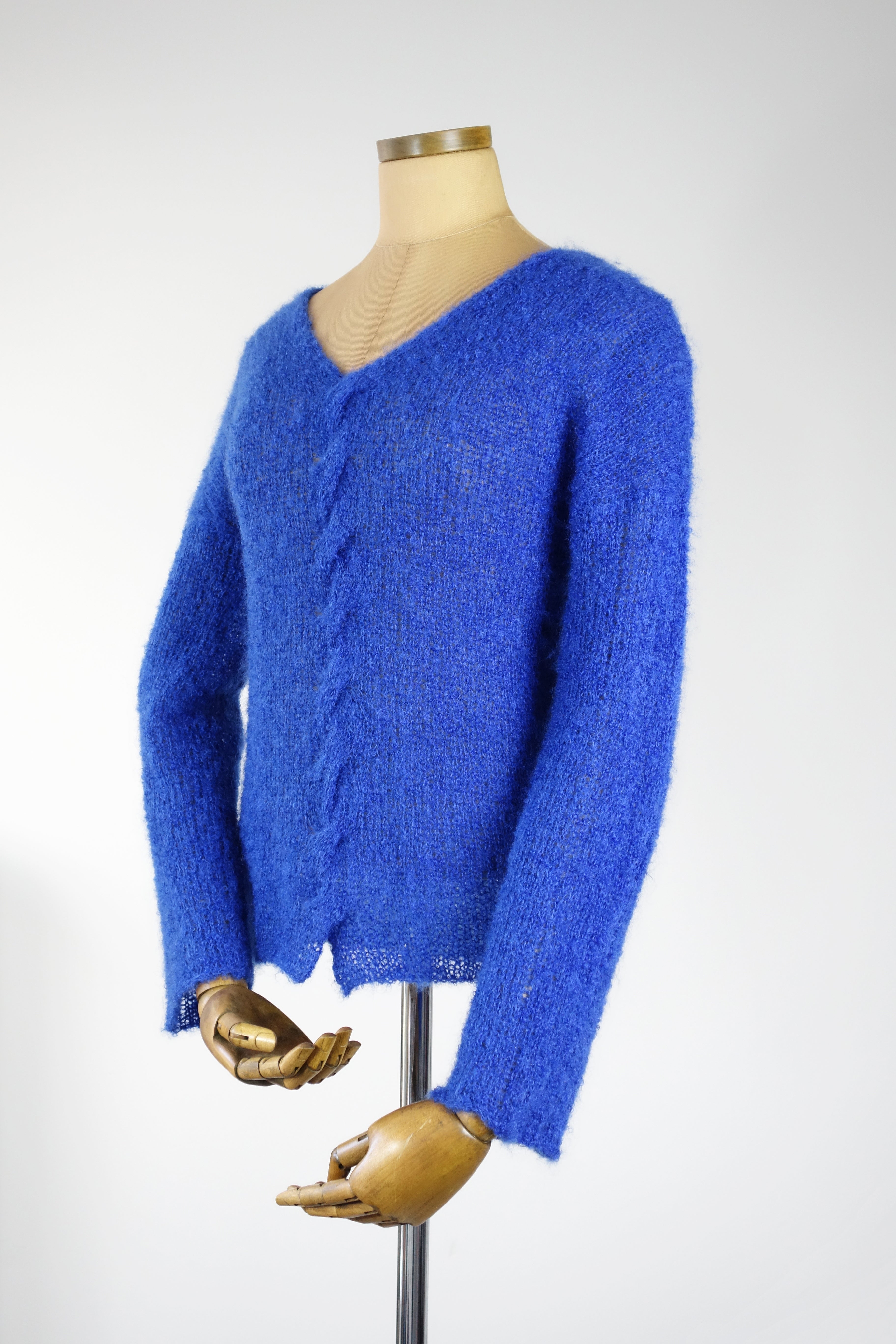 ito-tokai-patron-pullover-ample-torsade-mohair image 1