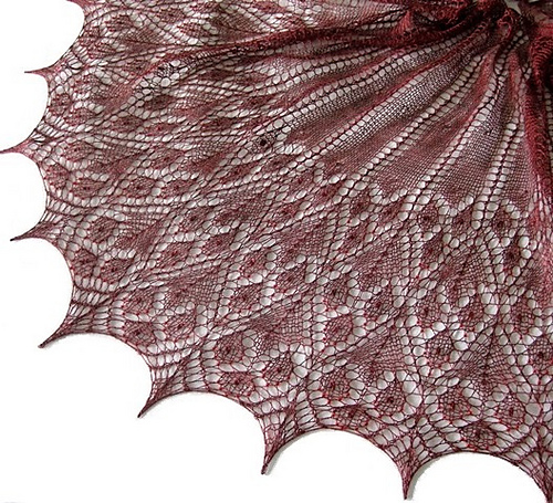 handmaiden-patterns-carmilla-shawl-patron-tricot-ch-le-dentelle image 3