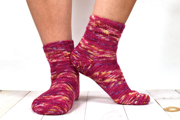 handmaiden-basic-socks-patron-chaussettes-tricot-gratuit image 1