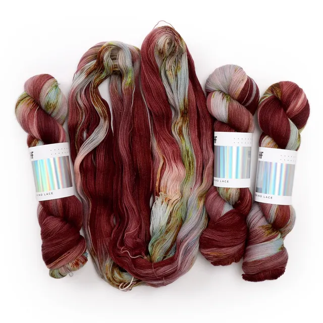 hedgehog-fibres-merino-lace-plume-laine-dentelle-100g-1200m image 1