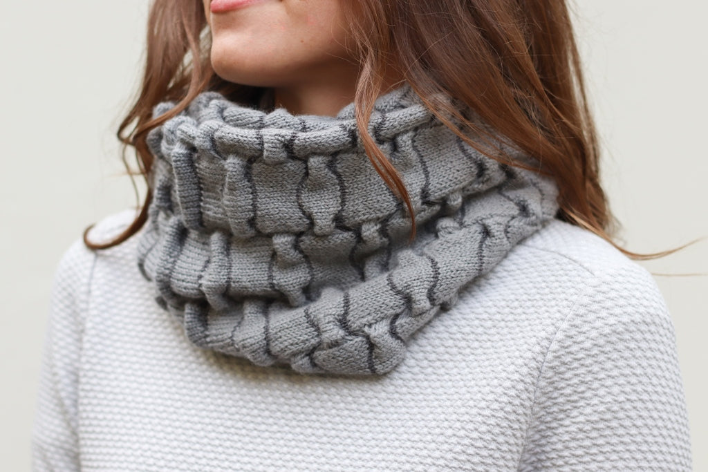 ito-patterns-ono-jana-huck-patron-snood-infinity-3d image 2