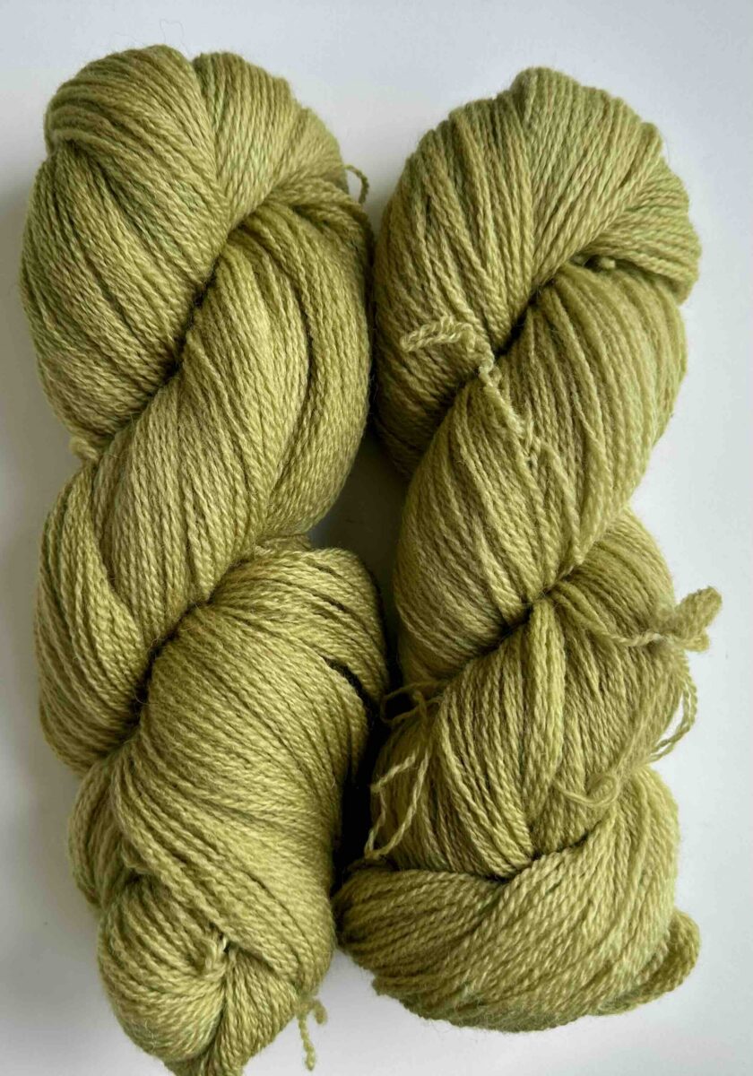 handmaiden-bfl-2-8-fingering-169755-fil-dentelle image 1
