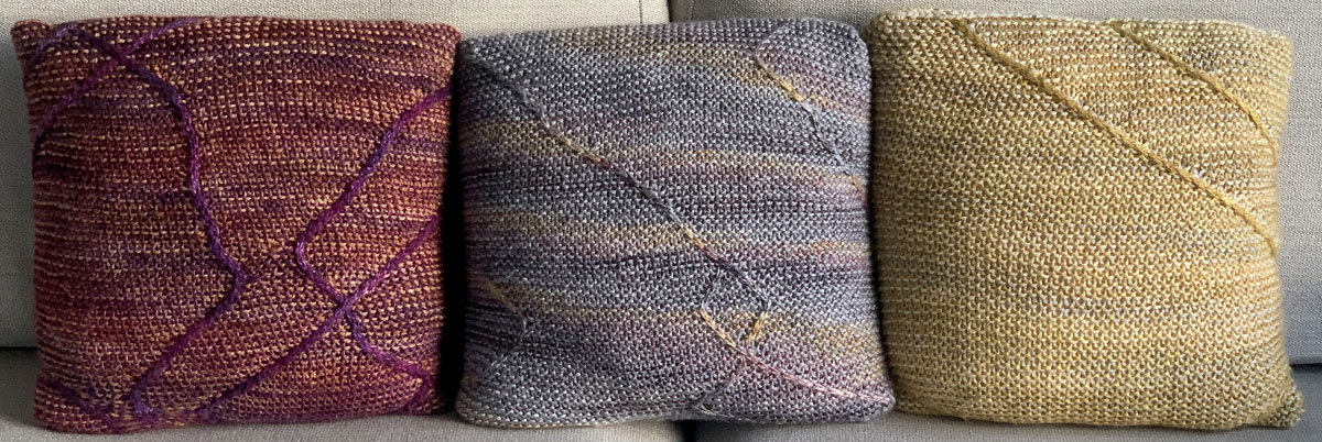 handmaiden-rockhounder-pillow-patron-coussin-jacquard image 2