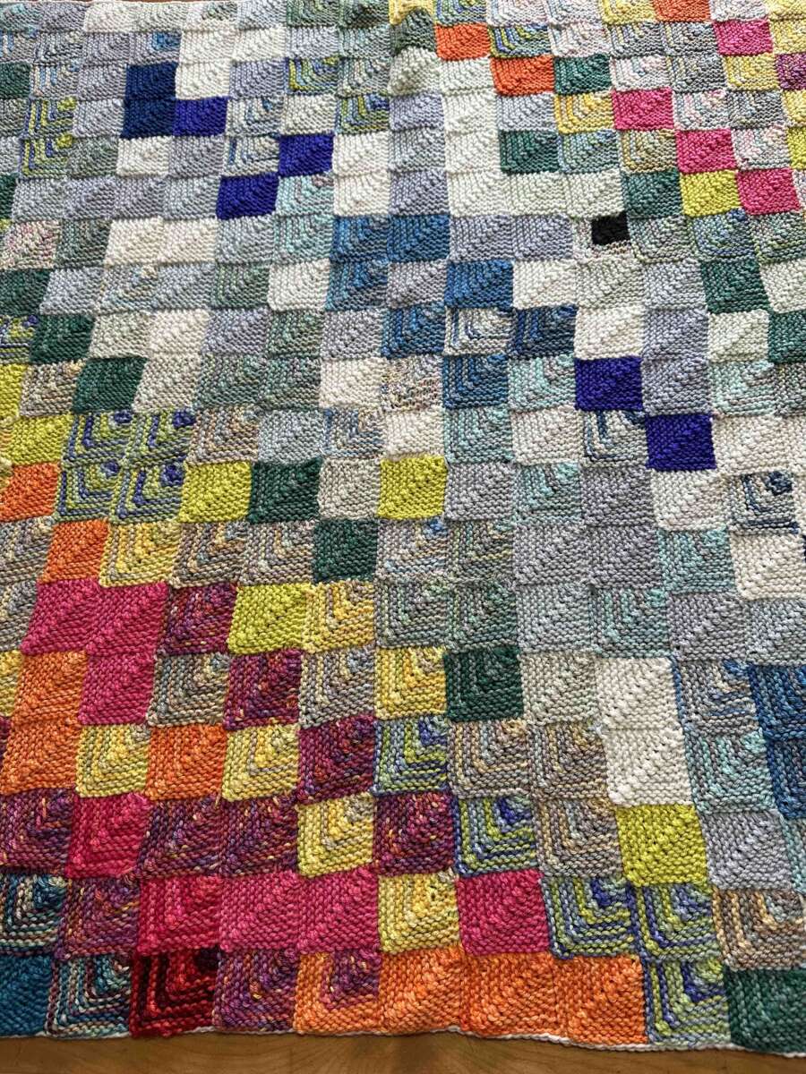handmaiden-knitting-kits-temperature-blanket-kit-2026-plaid image 2