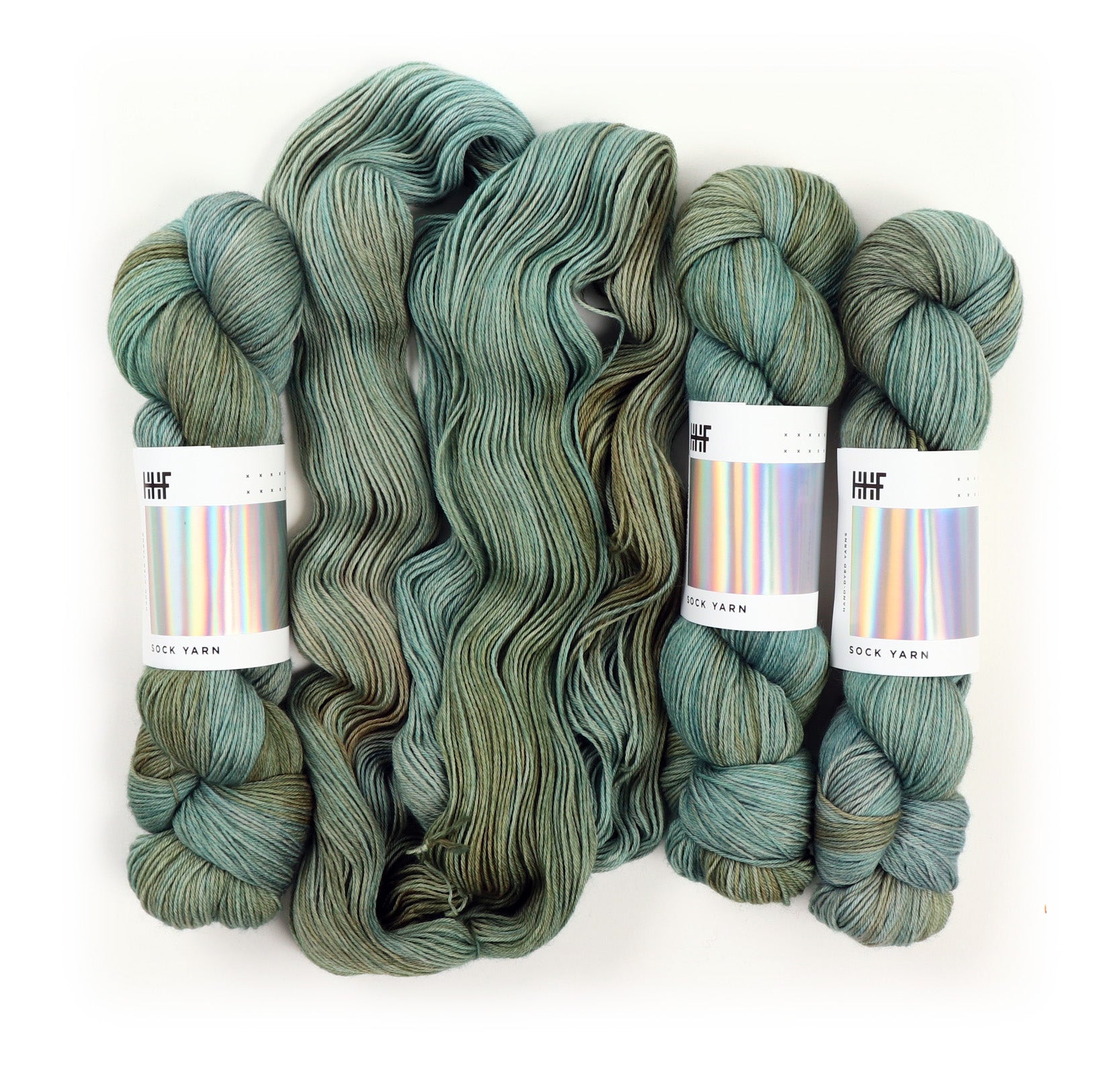 hedgehog-fibres-custom-dye-order-sage-fil-tricoter-teint-main image 1