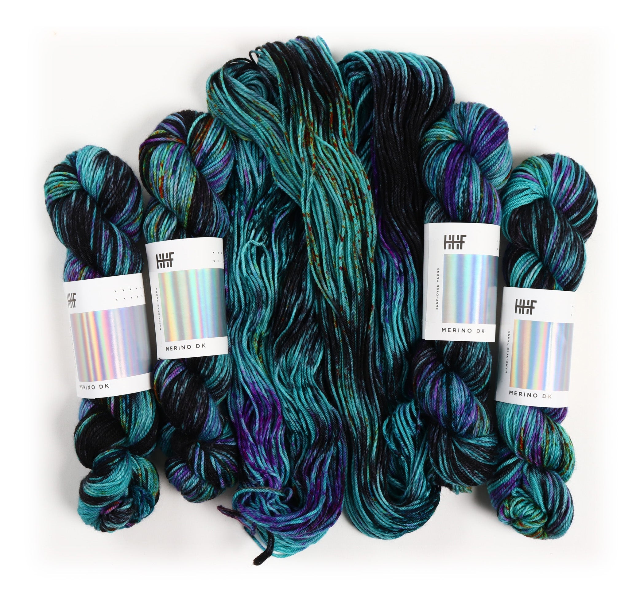 hedgehog-fibres-maelstrom-fil-tricoter-cheveau-teint-main image 7