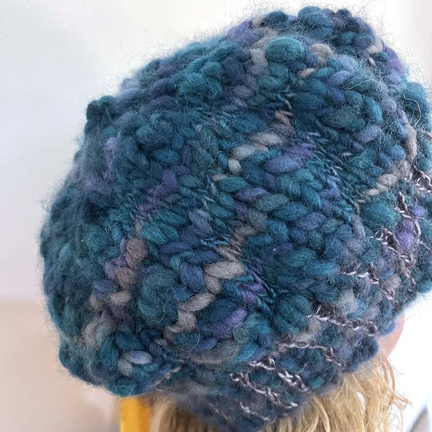 handmaiden-patterns-slope-side-slubby-hat-bonnet-tricot image 2