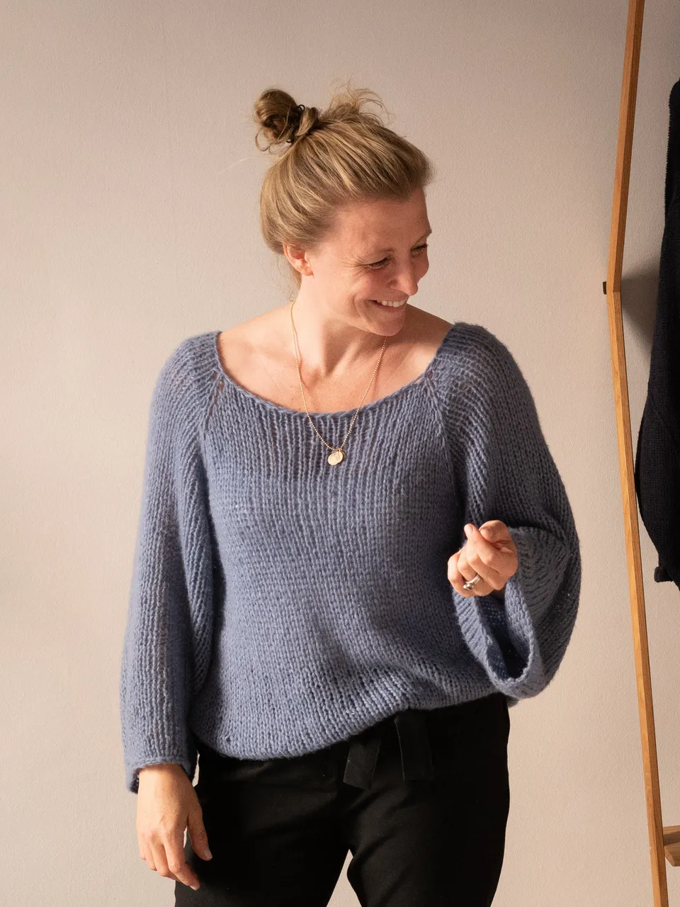 ito-patterns-wolkensweater-patron-pull-plume-femme image 1