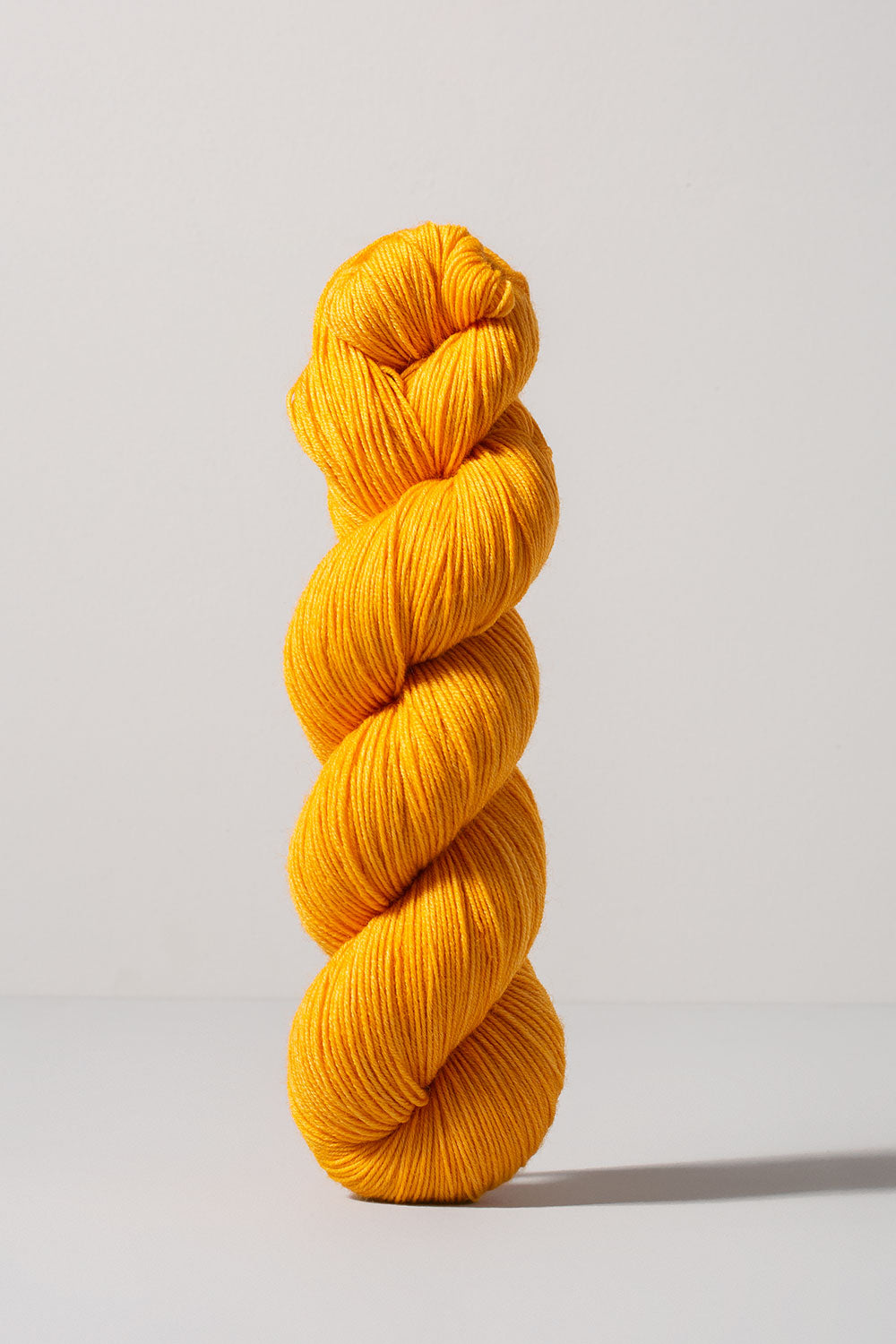 gusto-wool-core-fingering-1022-laine-tricoter-uni-m-rinos-lot-5 image 1