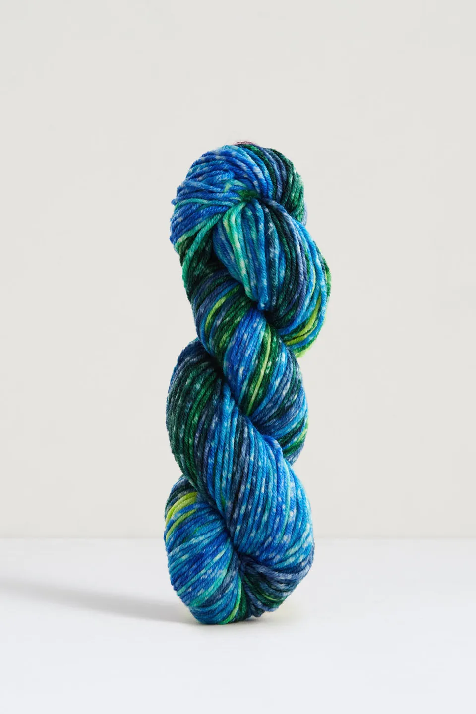 gusto-wool-echoes-5504-fil-aran-m-rinos-d-grad-lot-5 image 1