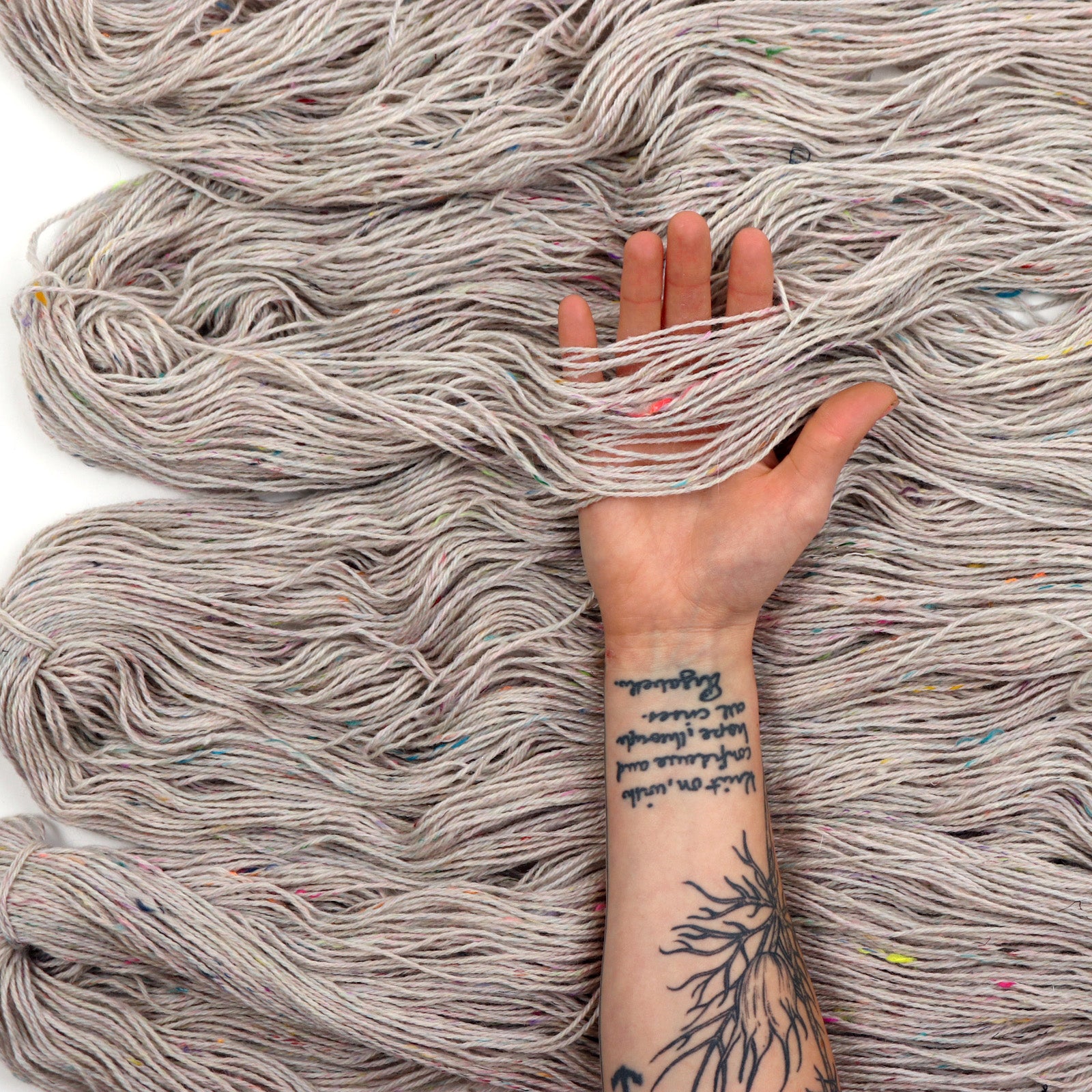 hedgehog-fibres-tweedy-original-laine-dk-tweed-100g image 6