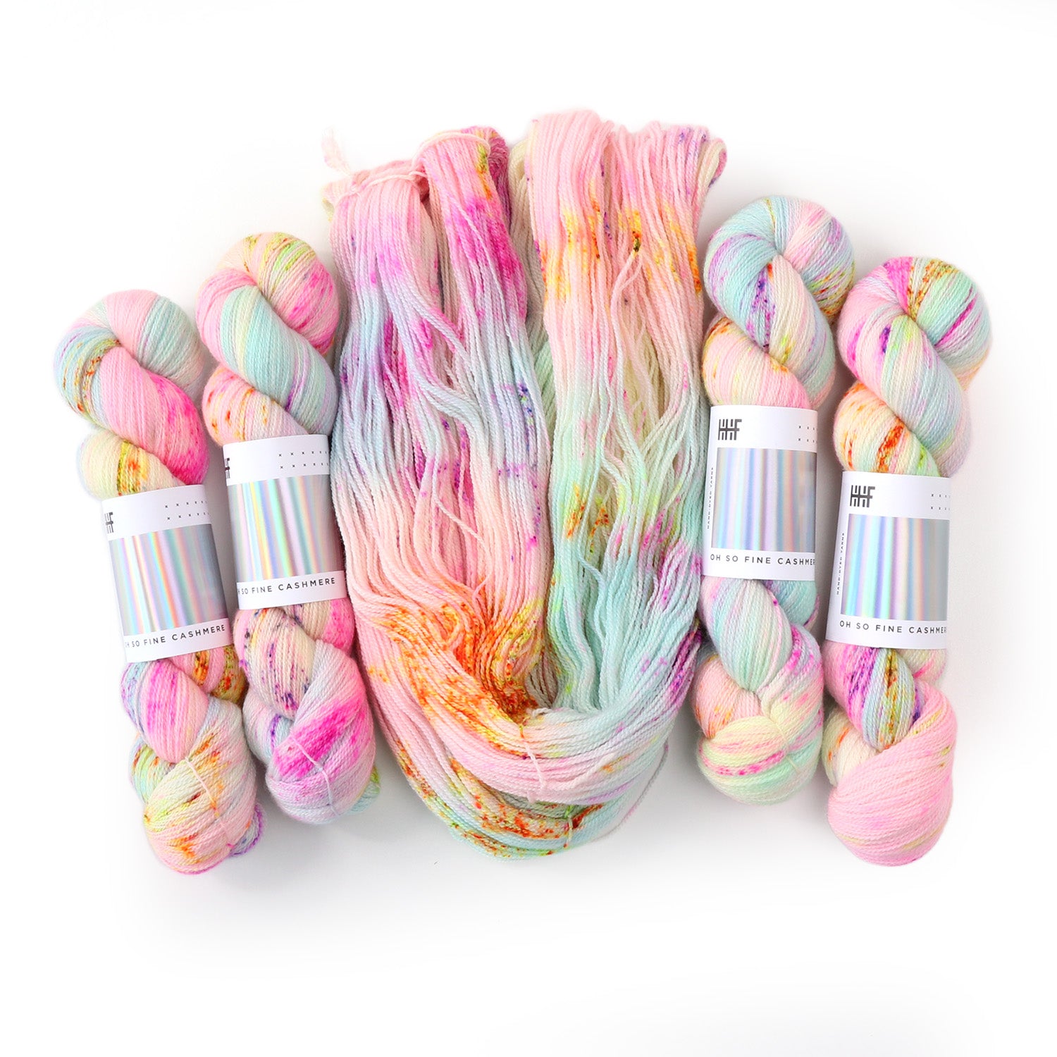 hedgehog-fibres-custom-dye-order-froyo-laine-teinte-main-jaune image 7