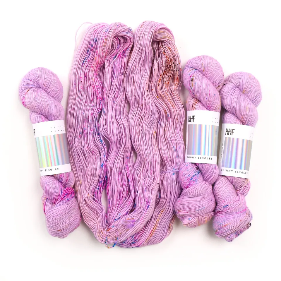 hedgehog-fibres-skinny-singles-birthday-cake-laine-100g image 1