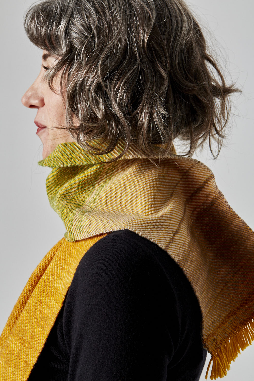 gusto-wool-ochra-patron-foulard-tiss-main image 3