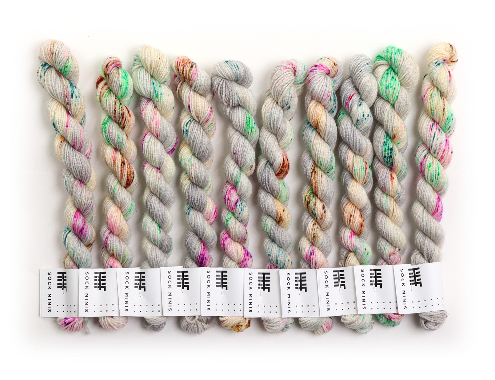 hedgehog-fibres-custom-echo-fil-tricoter-teinture-main image 5