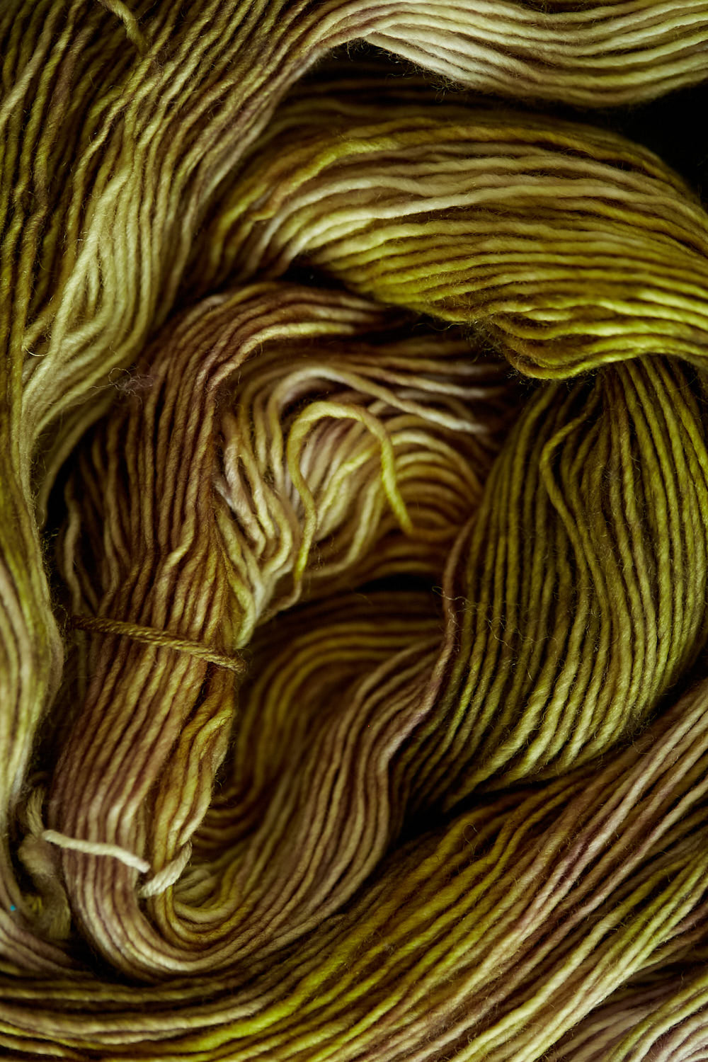 gusto-wool-olio-fil-tricoter-2307-100-m-rinos image 3