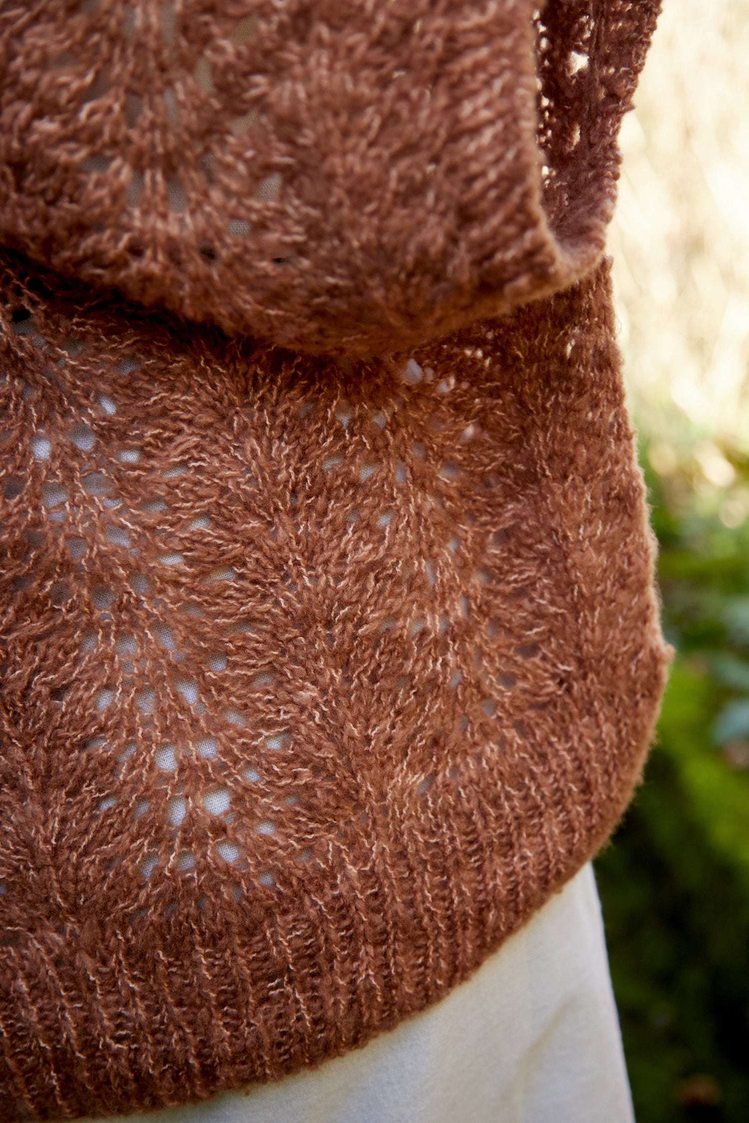 hedgehog-fibres-november-sky-patron-shrug-manches-courtes image 4