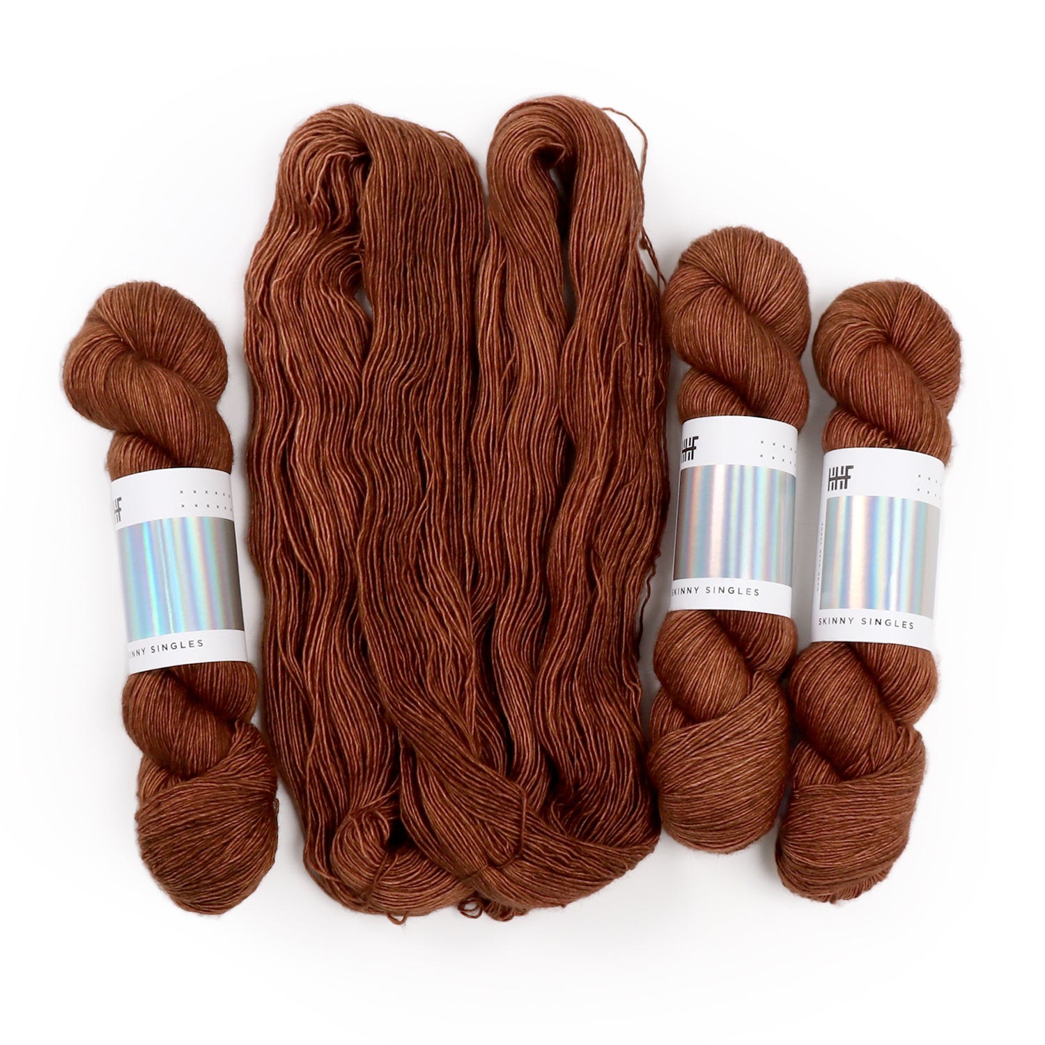 hedgehog-fibres-custom-dye-order-clay-laine-cheveau-teinte-main image 2