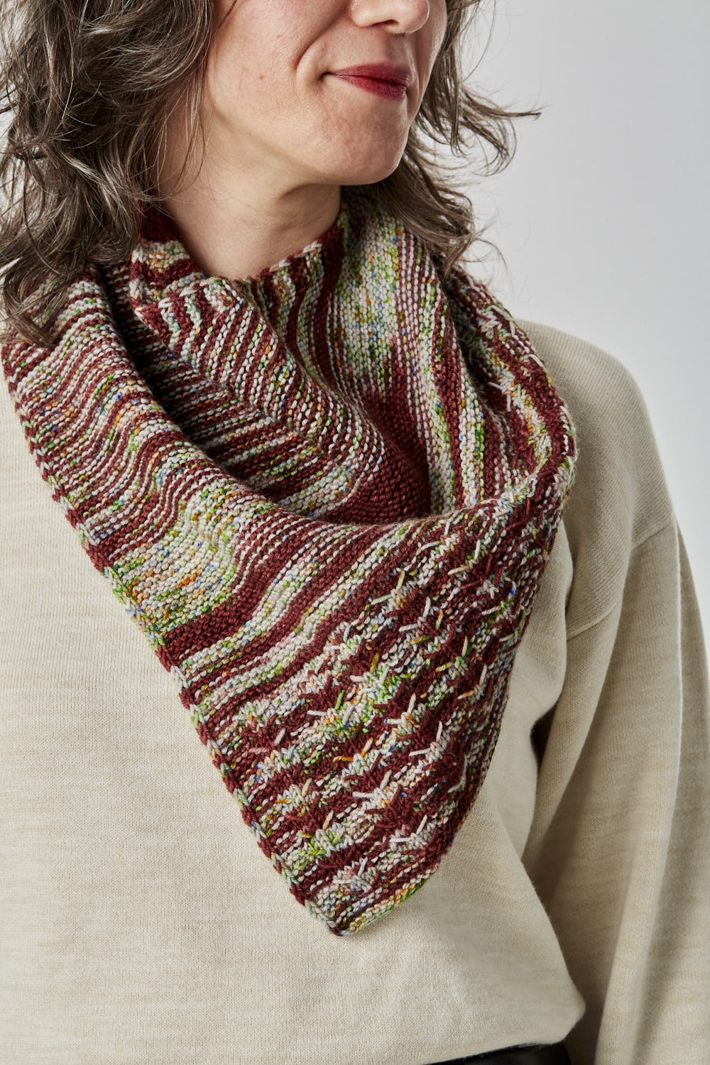 gusto-wool-neshe-cowl-patron-tricot-snood-patron-seul image 5