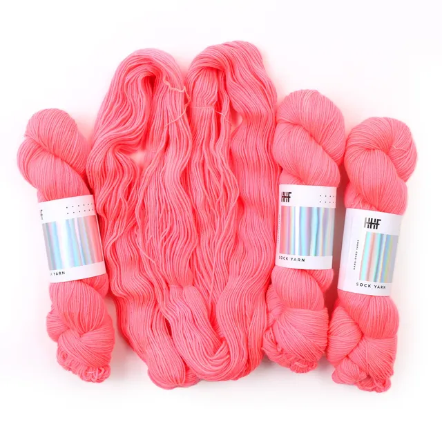 hedgehog-fibres-custom-dye-order-melon-laine-teint-main image 1
