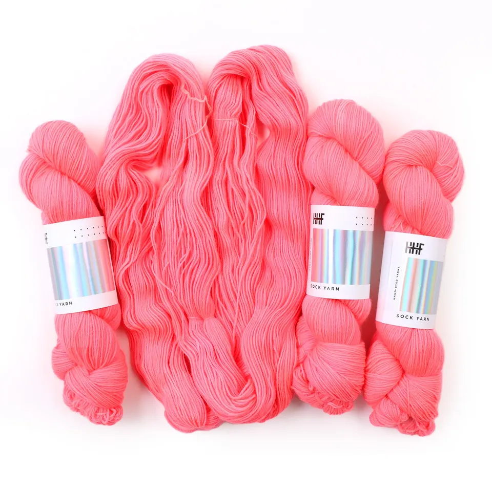 hedgehog-fibres-custom-dye-order-melon-laine-teint-main image 1
