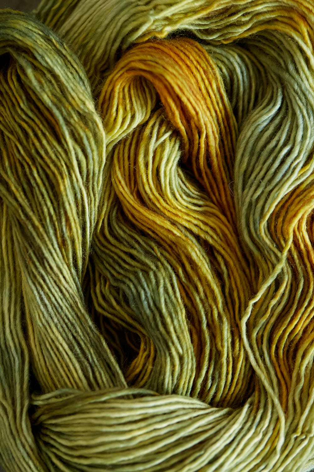 gusto-wool-undine-pull-patron-crochet-col-v-kit-olio image 7